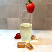 Load image into Gallery viewer, Sparkling Champagne Strawberry
